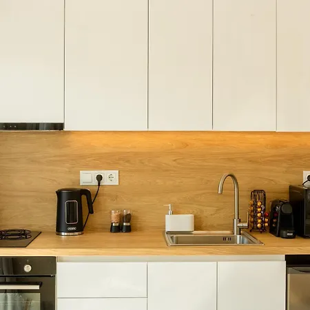 Swan Exclusive With Large Balcony Apartment